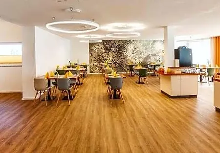Hotel La Mirabelle Close To Europa Park Rheinhausen