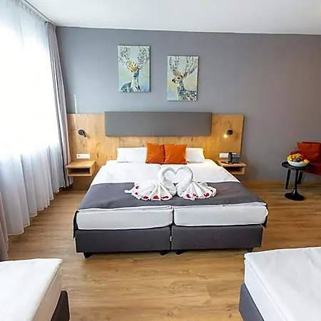 La Mirabelle Close To Europa Park Hotel Rheinhausen