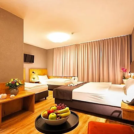 La Mirabelle Close To Europa Park Hotel Rheinhausen