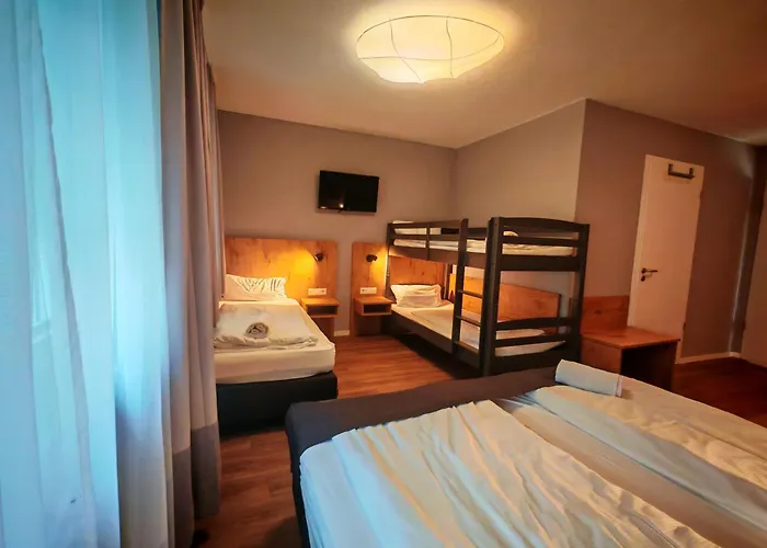 La Mirabelle Close To Europa Park Hotel Rheinhausen